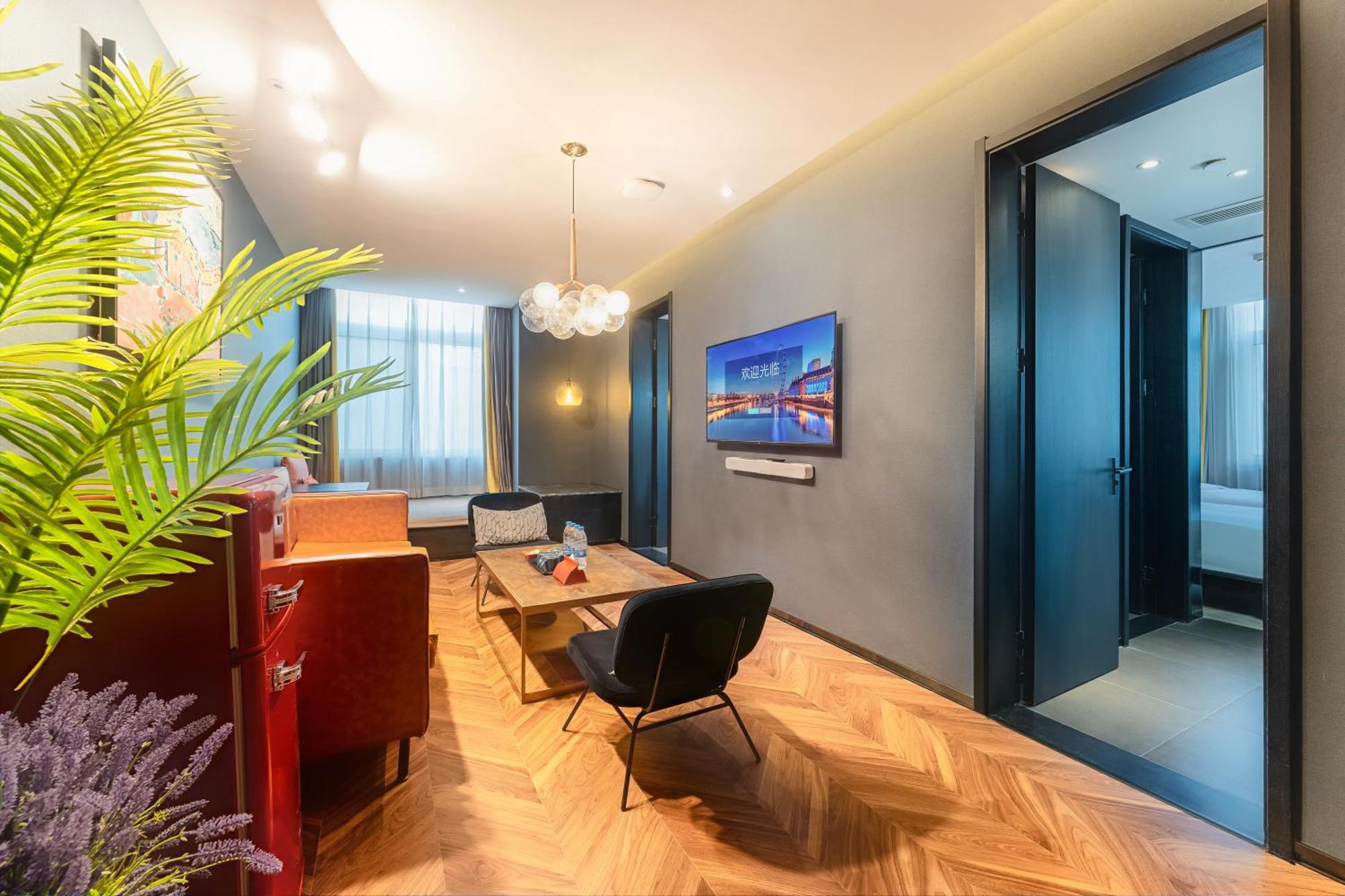 Hesu Designer Hotel & Suites -Near Xi'An Drum Tower And Yongning Gate -Free Laundry Luggage Storage -Kitty Cafe With Freshly Ground Coffee -24H Front Desk -English Service -Exclusive Subsidies For Dumpling Banquet & Show Exterior foto